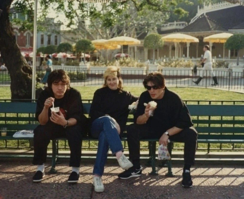  1989             .  ... - 9