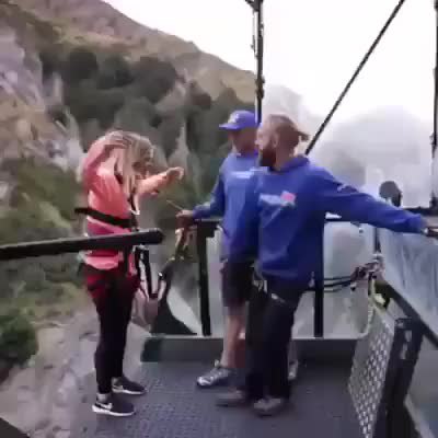 GIF Preview